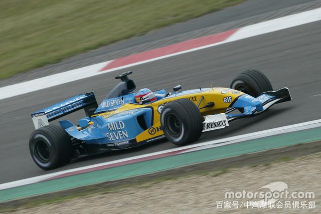 雷诺车队横扫阿斯顿马丁,拉塞尔刷新纪录 雷诺车队横扫阿斯顿马丁,拉塞尔刷新纪录