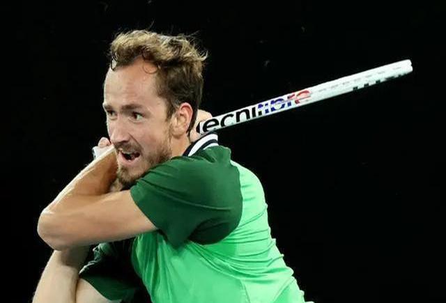 澳网轻取年终总决赛，梅德韦杰夫刷新纪录