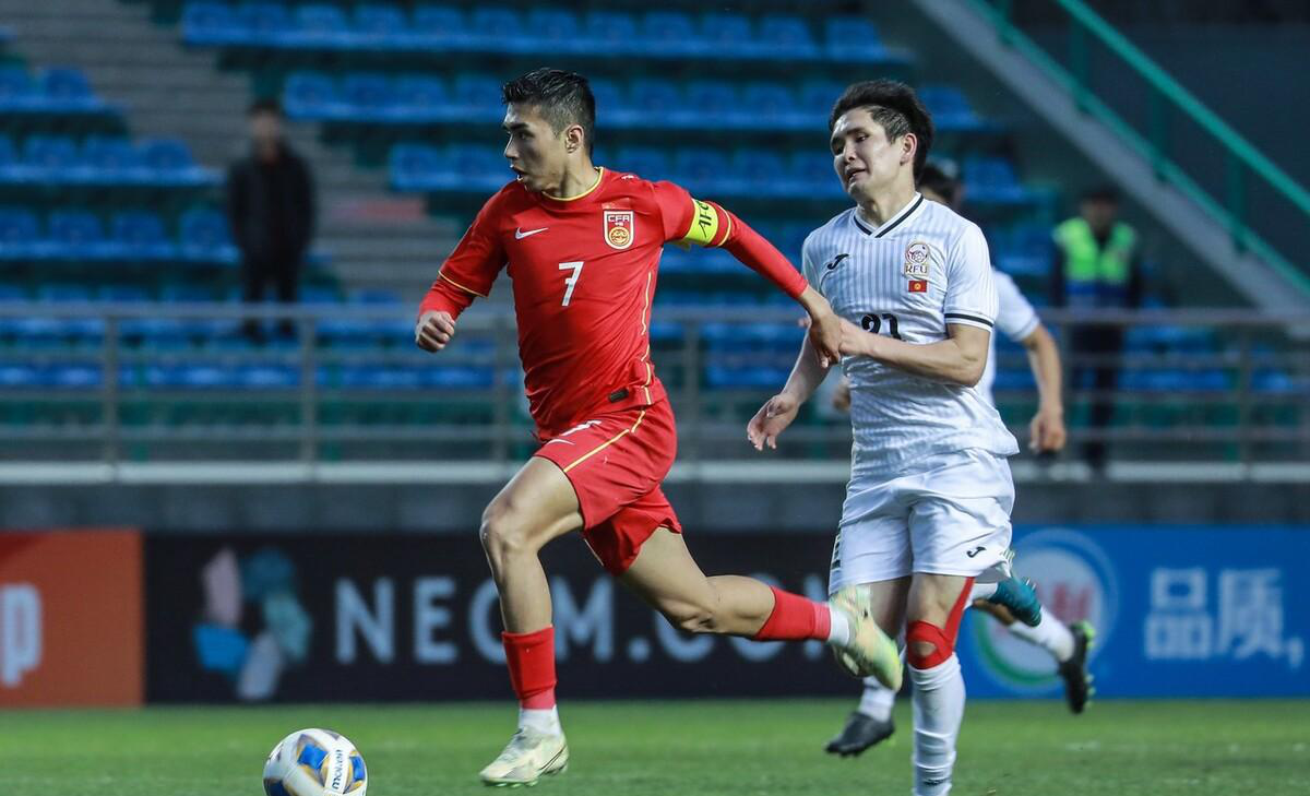 印度队翻盘韩国队,黄鸭组合关键制胜 印度队翻盘韩国队,黄鸭组合关键制胜