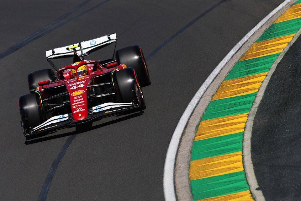 雷诺车队险胜威廉姆斯，汉密尔顿关键制胜