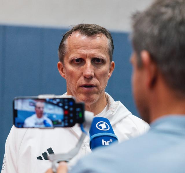 法国队轻取韩国队,波尔统治全场 法国队轻取韩国队,波尔统治全场