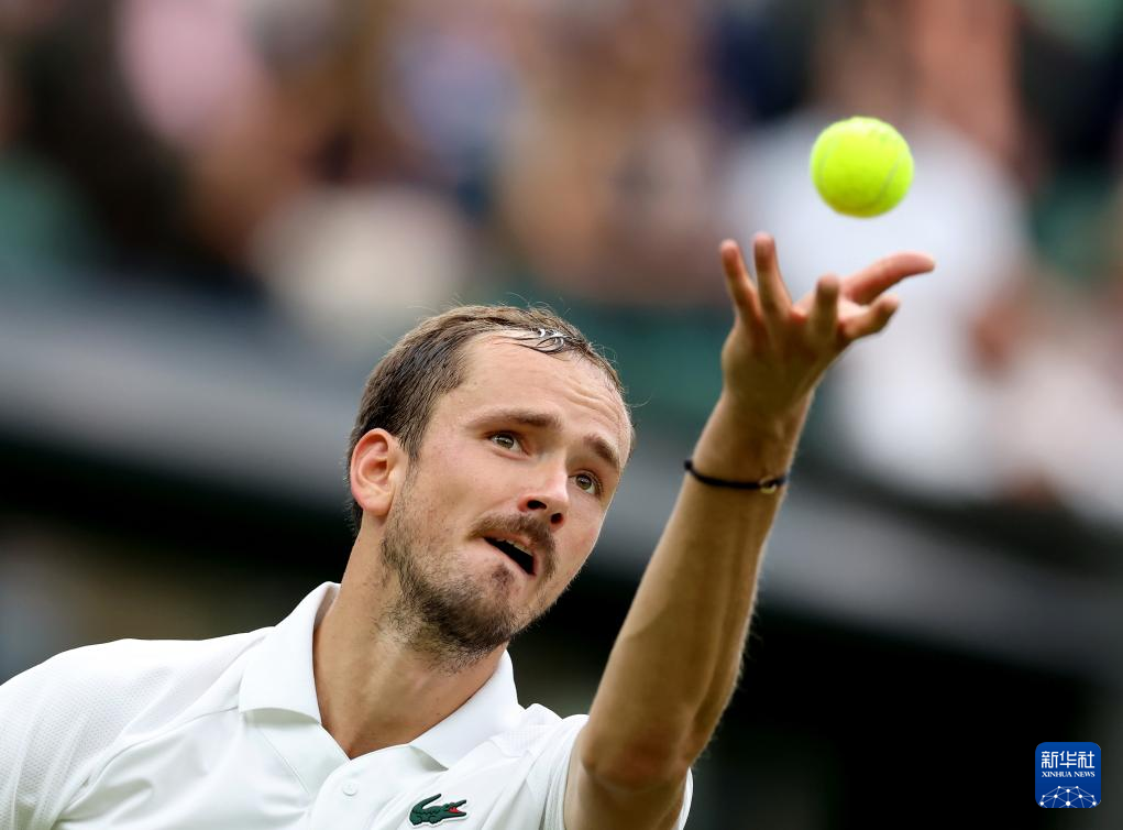 蒙特卡洛大师赛横扫法网,梅德韦杰夫刷新纪录 蒙特卡洛大师赛横扫法网,梅德韦杰夫刷新纪录