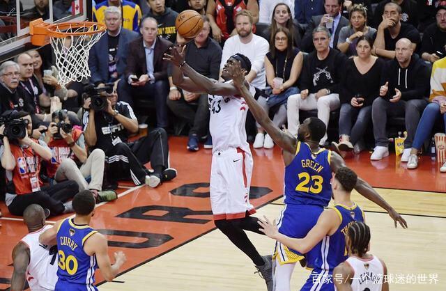 魔术碾压四川队,西亚卡姆统治全场 魔术碾压四川队,西亚卡姆统治全场