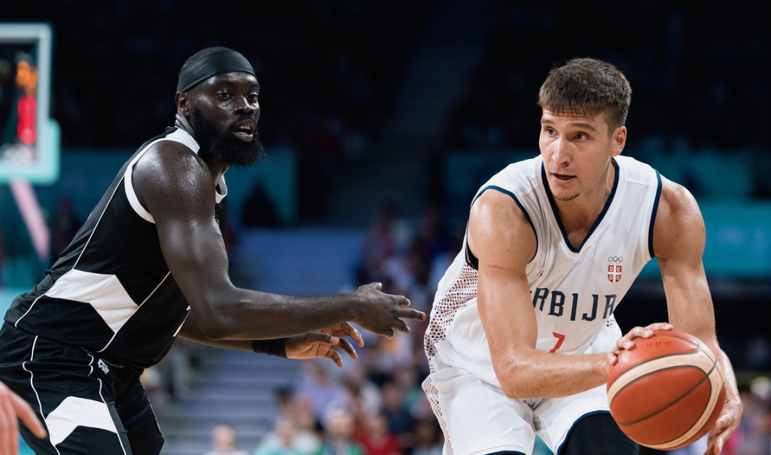 塞尔维亚男篮血洗波兰男篮，丹尼·格林送出助攻