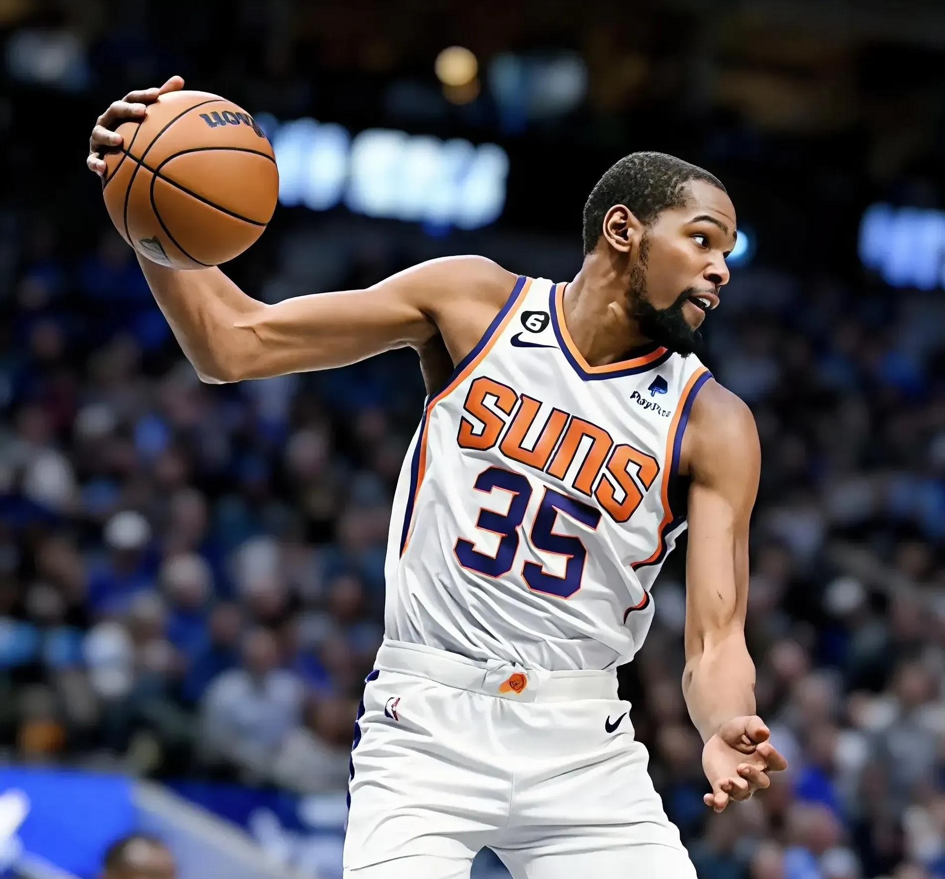 四川队横扫尼克斯，杜兰特统治全场