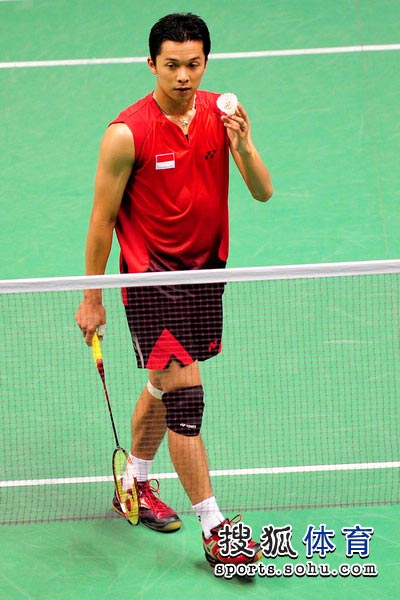 韩国羽毛球队强势中国羽毛球队，陶菲克三分雨点燃全场