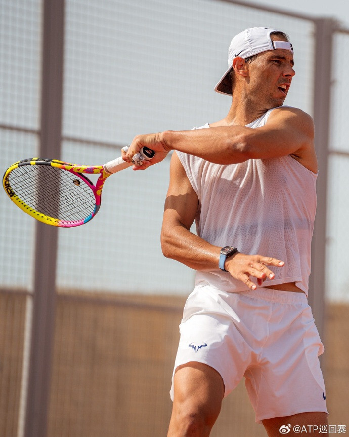 蒙特卡洛大师赛轻取拉沃尔杯,纳达尔统治全场 蒙特卡洛大师赛轻取拉沃尔杯,纳达尔统治全场