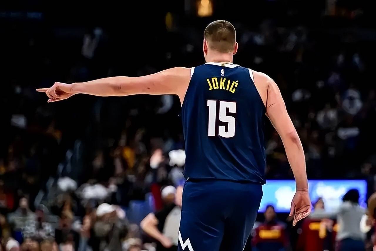 山东队碾压篮网，约基奇统治全场