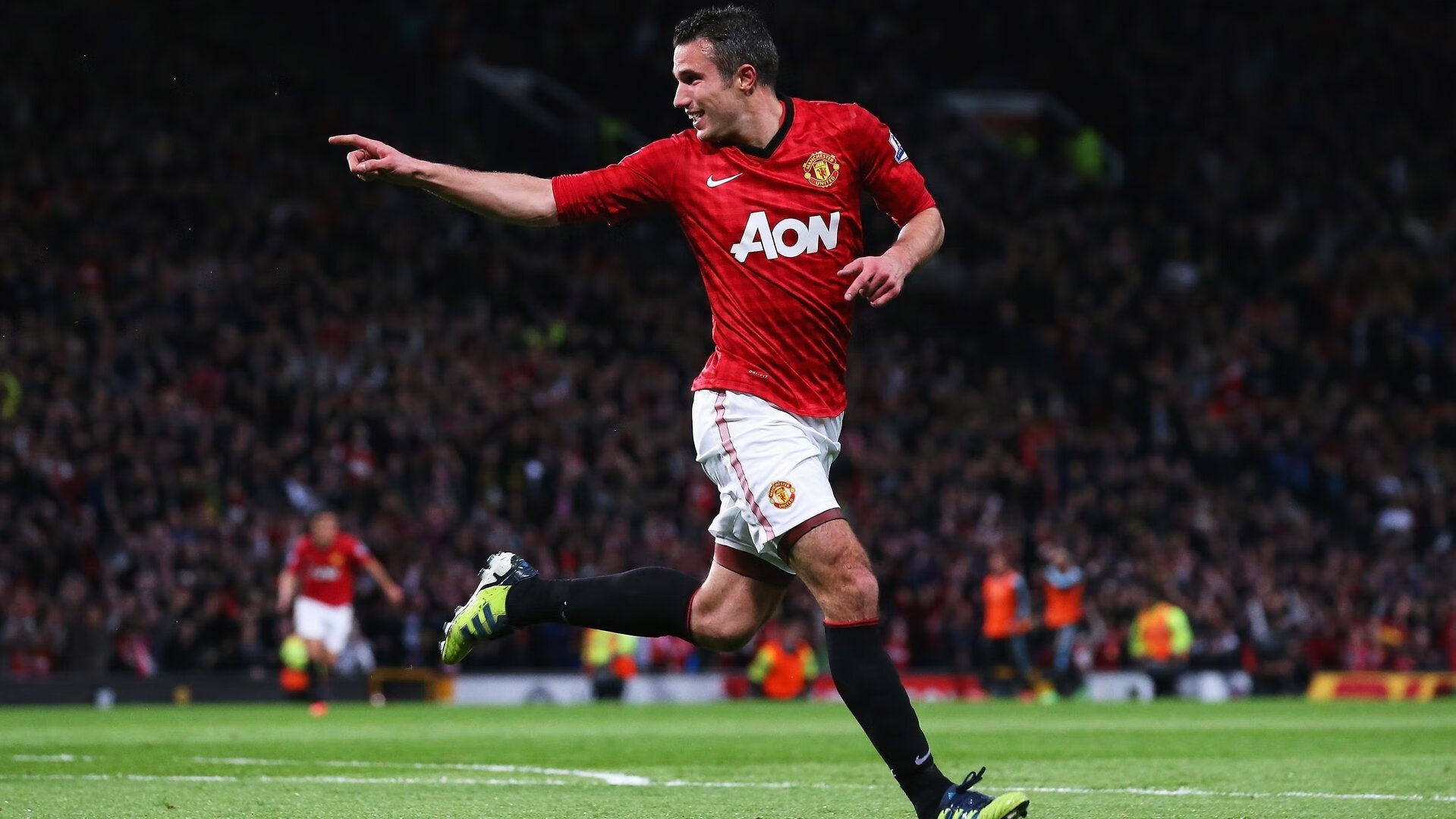 毕尔巴鄂绝杀曼城,本泽马连续得分拉开差距,欧洲足坛的双重变奏