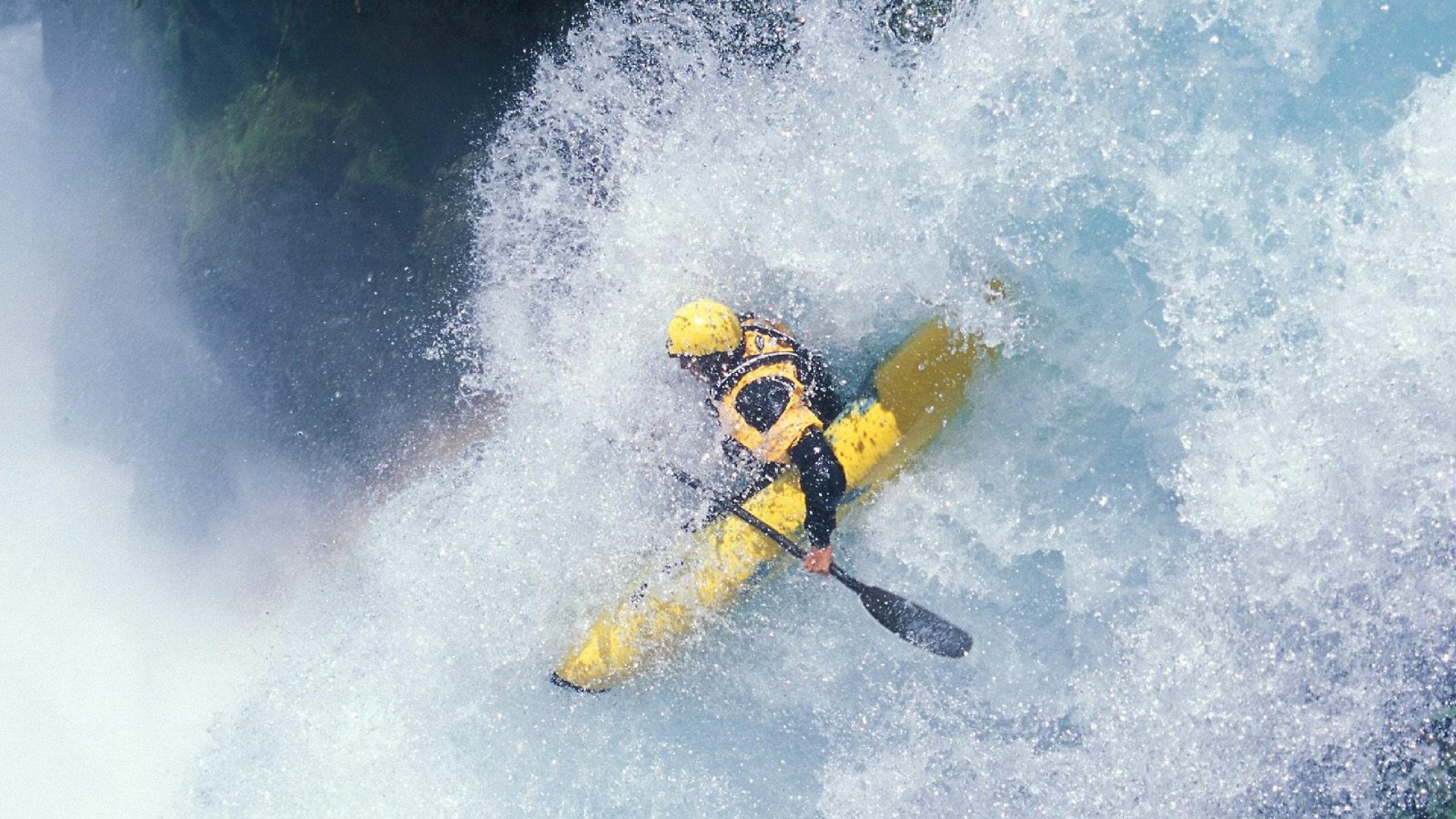 拉开差距的利刃,霍勒迪连续得分助广东队力克广厦队